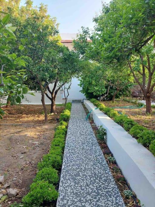 Mel'S Garden House In The Heart Of The City Bodrum Екстериор снимка